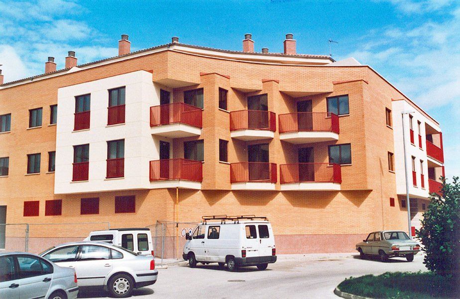 Edificio de 30 viviendas en el Barrio de la Pinilla