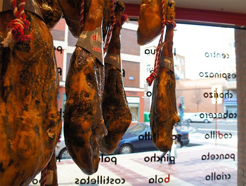 Carnicería en la Calle Pólvora. Deibéricos. Valladolid