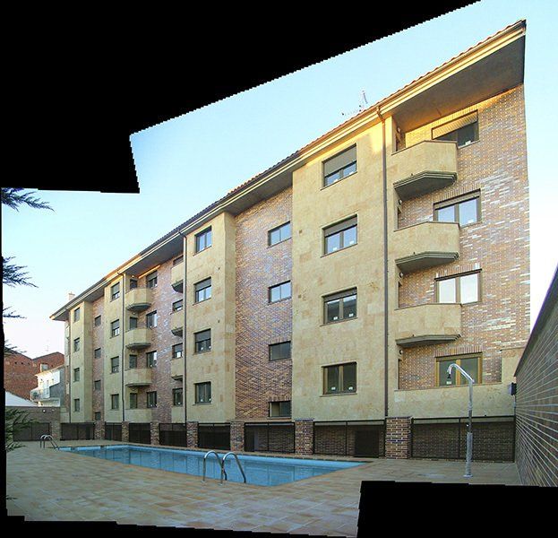Edificio de 16 viviendas en la calle Filiberto Villalobos. Guijuelo